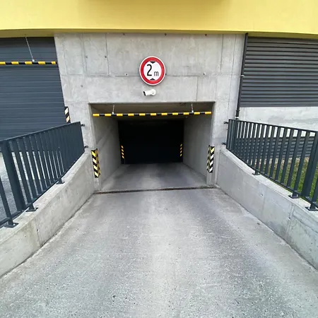 Apartment Flat - Garage Parking - Trita Sk
