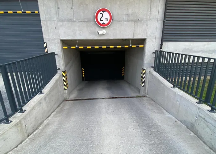 Апартаменты Flat - Garage Parking - Trita Sk