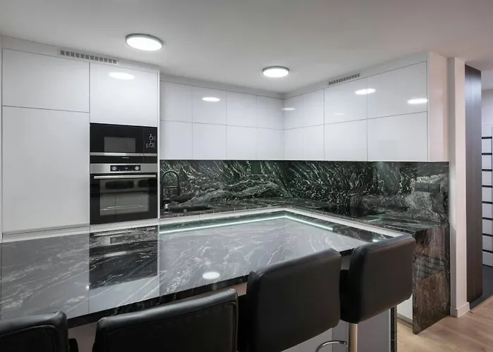 Flat - Garage Parking - Trita Sk Апартаменты
