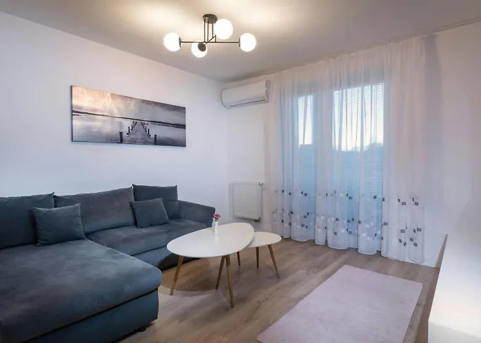 Flat - Garage Parking - Trita Sk * Попрад